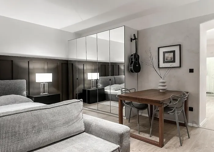Design In 6 Apartment Prag