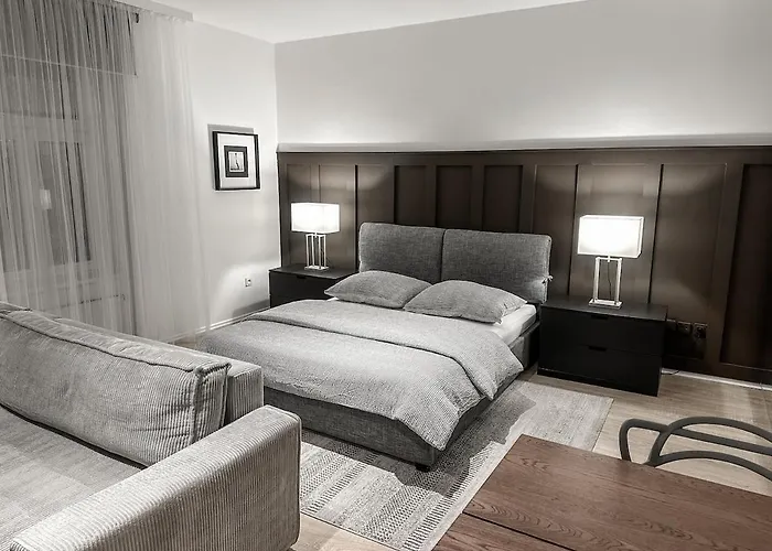 Design In 6 Apartment Prag